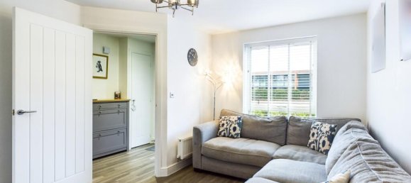 3 bedrooms Townhouse in Bordon, United Kingdom No. 13809 3