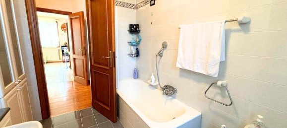 Вилла с 5 комнатами в Бедиццоле, Италия № 119291 7