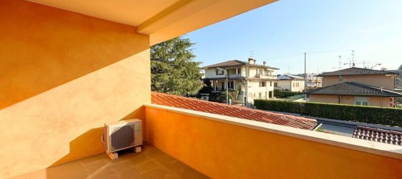 Вилла с 5 комнатами в Бедиццоле, Италия № 119291 10