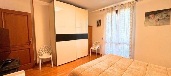 Вилла с 5 комнатами в Бедиццоле, Италия № 119291 44