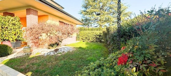 Вилла с 5 комнатами в Бедиццоле, Италия № 119291 30