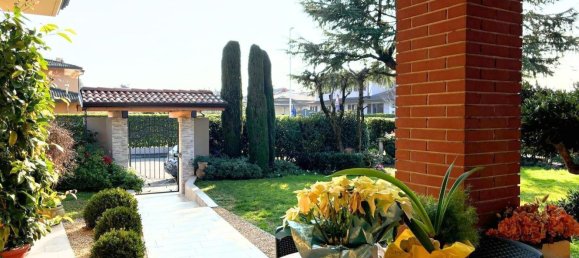 Вилла с 5 комнатами в Бедиццоле, Италия № 119291 38