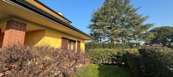 Вилла с 5 комнатами в Бедиццоле, Италия № 119291 32