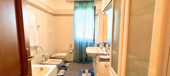 Вилла с 5 комнатами в Бедиццоле, Италия № 119291 8