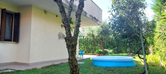 4 rooms Apartment in Abano Terme, Italy No. 300330 2