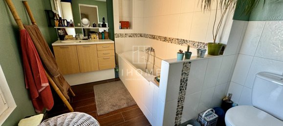 3 Schlafzimmer Haus in Le Mans, France, Nr. 281197 8