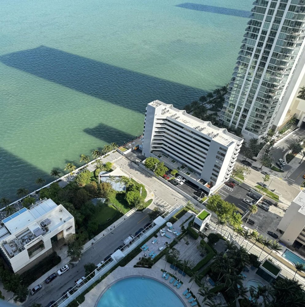 2 dormitorios propiedad comercial en venta en Miami, Miami-Dade, Florida, USA № 613435
