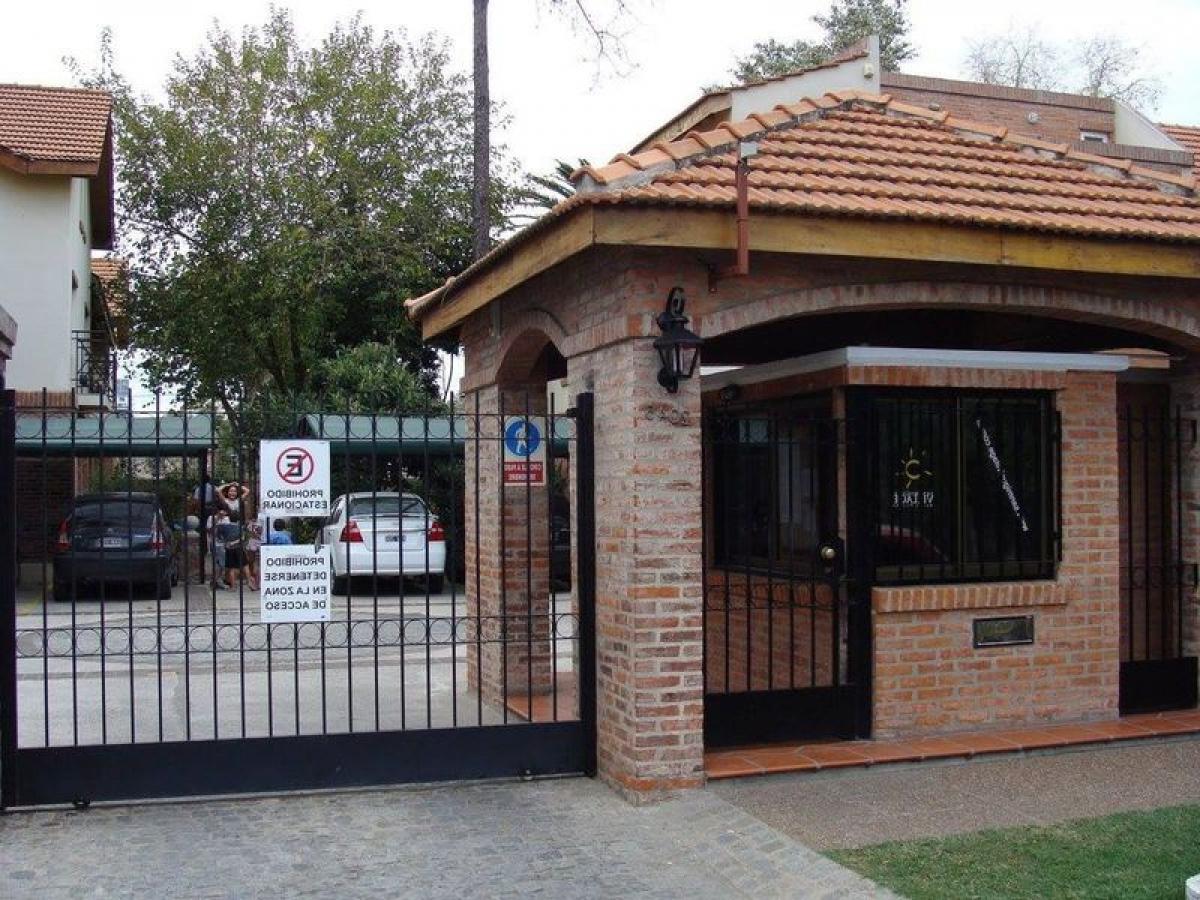  Commercial property in San Miguel, Argentina No. 105969