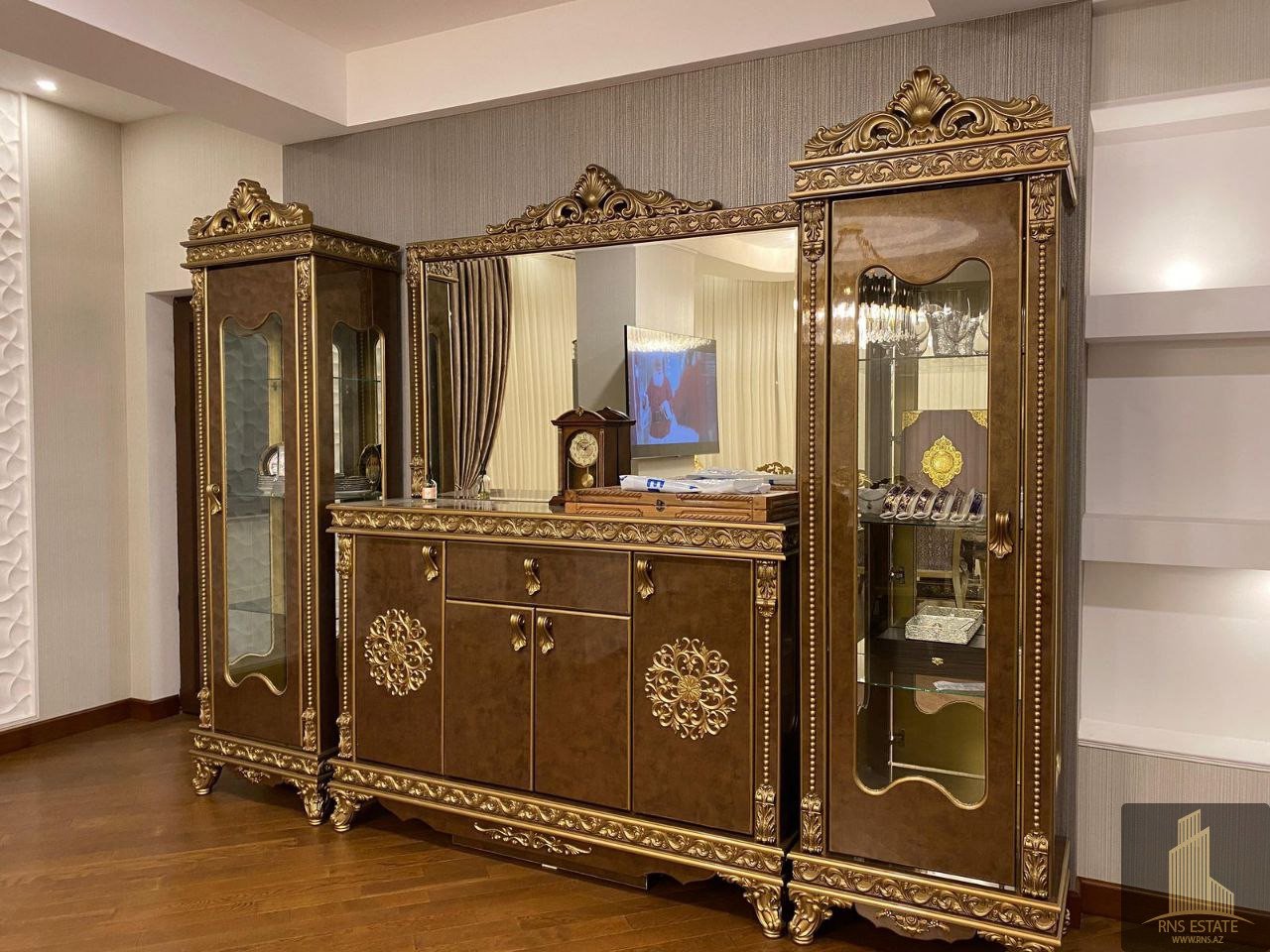 4 bedrooms Apartment in Yasamal, Azerbaijan No. 1363