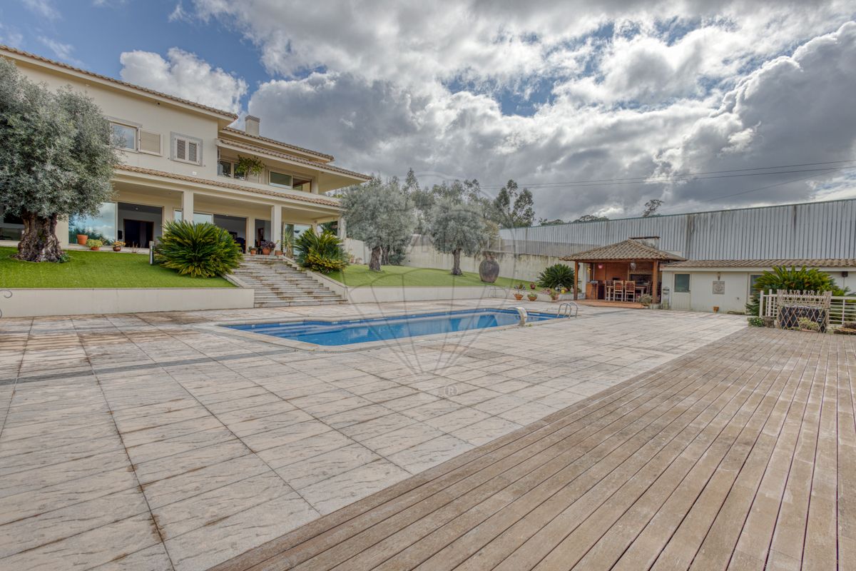 4 Schlafzimmer Haus in Milheiros de Poiares, Portugal, Nr. 20993