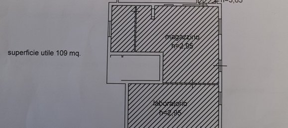 130m² Commercial property in Loreto, Italy No. 255024 4