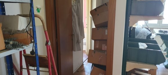 130m² Commercial property in Loreto, Italy No. 255024 7