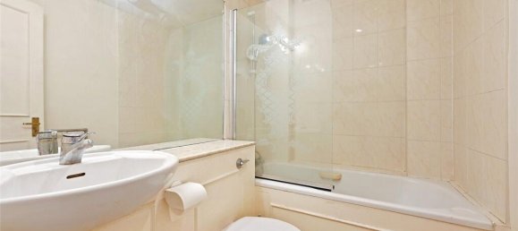 1 bedroom Apartment in London, United Kingdom No. 3684 8