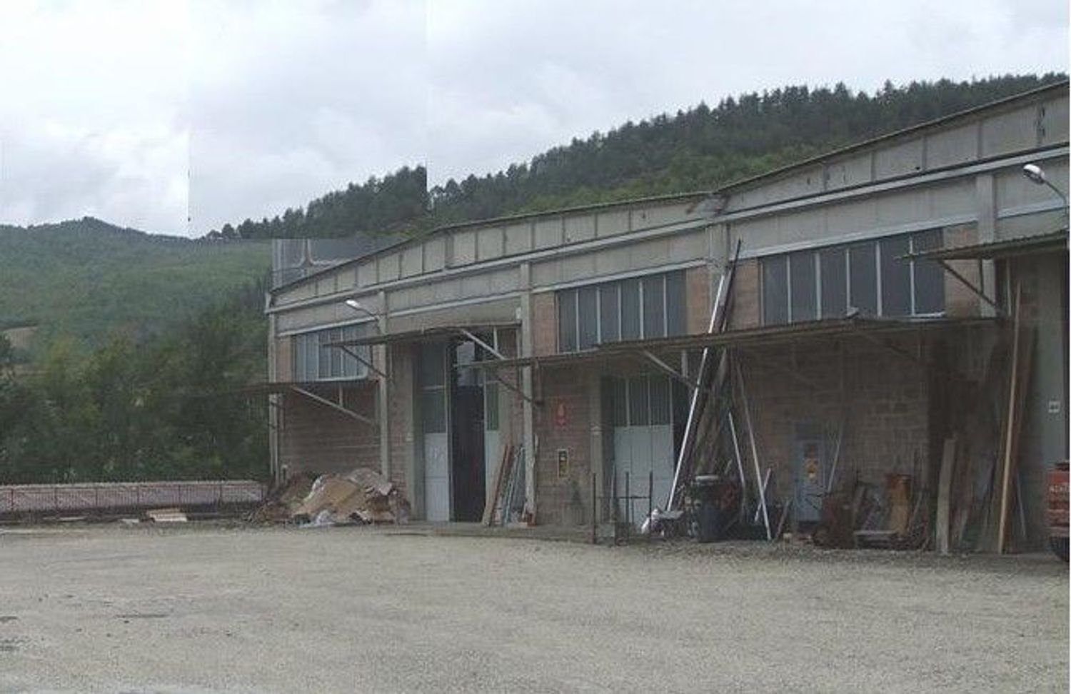 2غرفة عقار تجاري في Pieve Santo Stefano, Italy رقم 85595