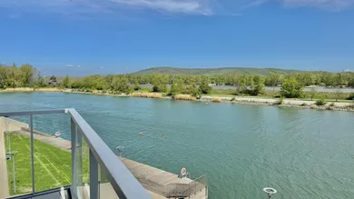 3 bedrooms Apartment in Dobling, Austria No. 225868