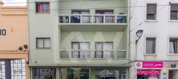 630m² Building in Coimbra, Portugal No. 65490 3
