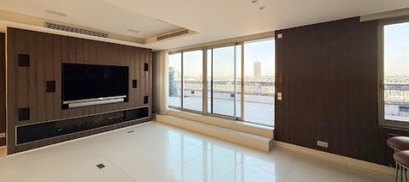 4 chambres Penthouse à Paris, France No. 168057 12