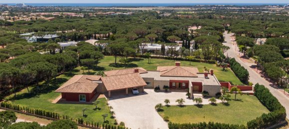 6 bedrooms Villa in Loule, Portugal No. 139975 2