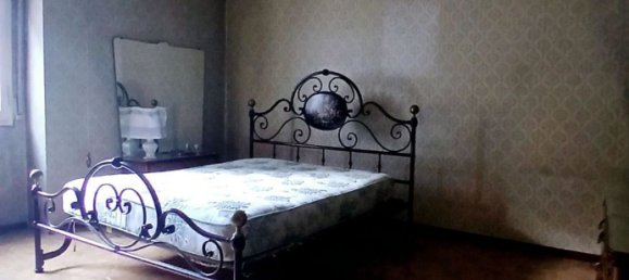 4 bedrooms Apartment in Reggio Emilia, Italy No. 378776 8