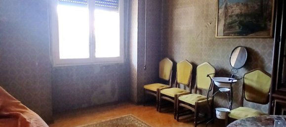 4 bedrooms Apartment in Reggio Emilia, Italy No. 378776 3