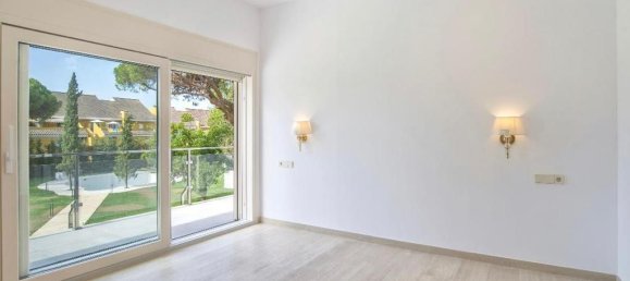 6 bedrooms Villa in Marbella, Spain No. 74737 28