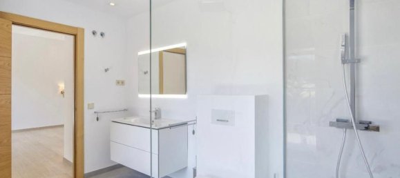 6 bedrooms Villa in Marbella, Spain No. 74737 19