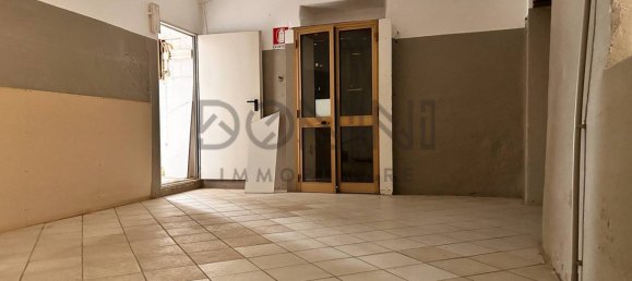 Imóvel comercial de 4 divisões em Lonate Ceppino, Italy N.º 210855 9