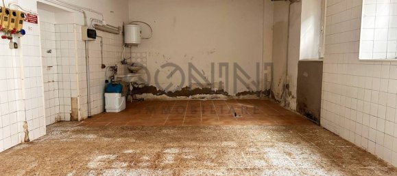 Imóvel comercial de 4 divisões em Lonate Ceppino, Italy N.º 210855 3