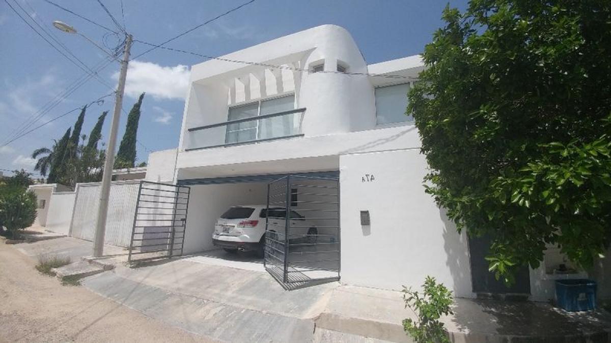Casa de 3 dormitorios en Yucatán, Mexico No. 146779