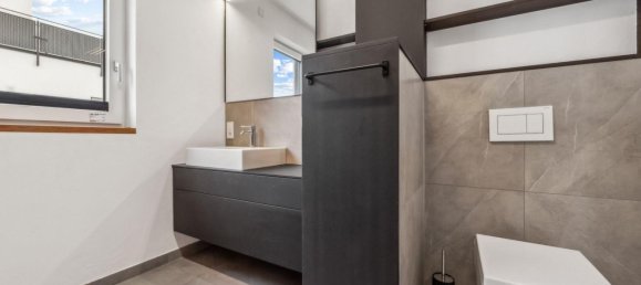 Таунхаус с 5 комнатами в Штраубинг-Боген, Германия № 289014 13