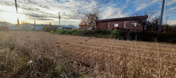 760m² Land in Cuneo, Italy No. 102814 5