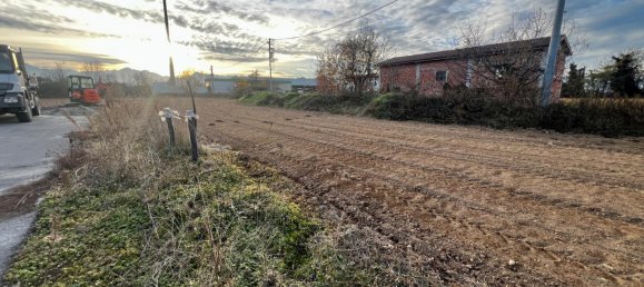 760m² Land in Cuneo, Italy No. 102814 3