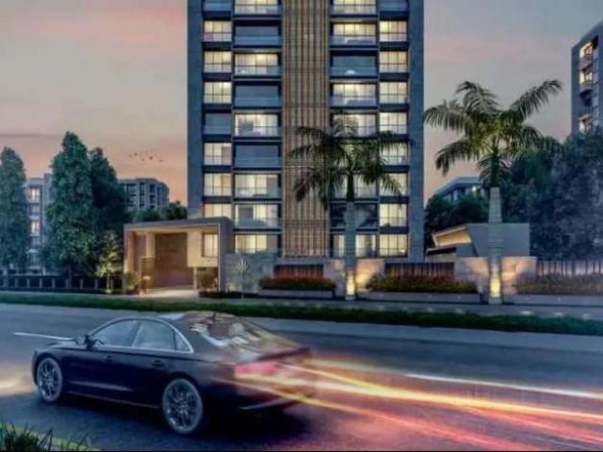 3 bedrooms House in Surat, India No. 47368