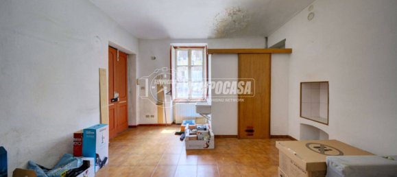 1 bedroom Apartment in Turin, Italy No. 308461 8