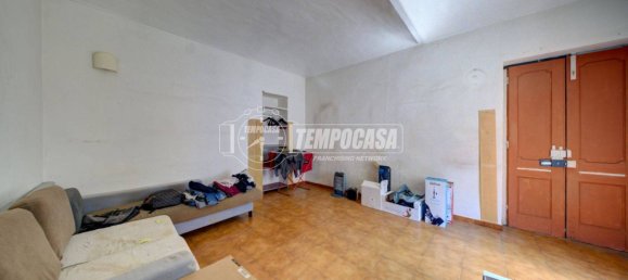 1 bedroom Apartment in Turin, Italy No. 308461 4