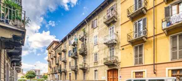 1 bedroom Apartment in Turin, Italy No. 308461 3