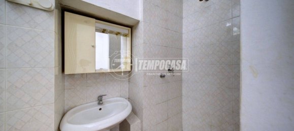 1 bedroom Apartment in Turin, Italy No. 308461 12