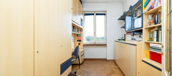 6غرفة شقة في Turin, Italy رقم 37753 20