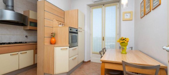 6غرفة شقة في Turin, Italy رقم 37753 11