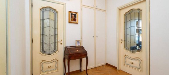 6غرفة شقة في Turin, Italy رقم 37753 28