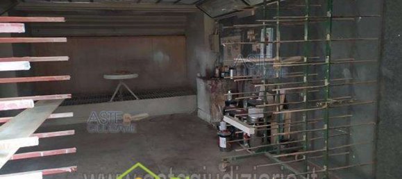 110m² Warehouse in Somma Vesuviana, Italy No. 9521 5