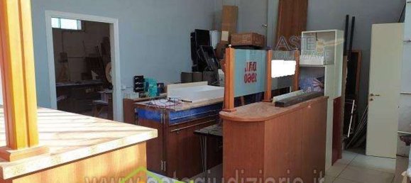 110m² Warehouse in Somma Vesuviana, Italy No. 9521 9