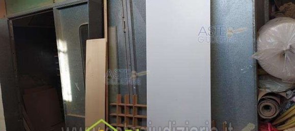 110m² Warehouse in Somma Vesuviana, Italy No. 9521 49