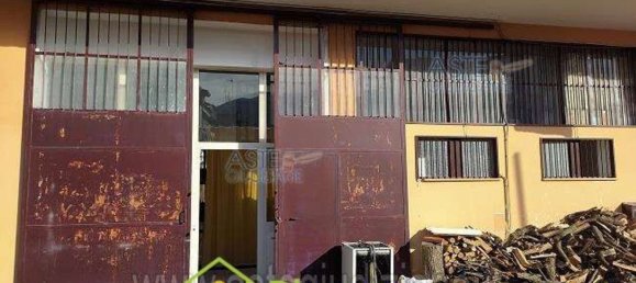 110m² Warehouse in Somma Vesuviana, Italy No. 9521 52