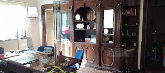 110m² Warehouse in Somma Vesuviana, Italy No. 9521 64