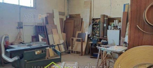 110m² Warehouse in Somma Vesuviana, Italy No. 9521 12