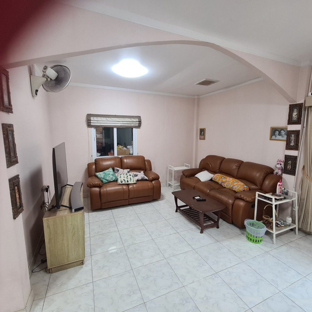 3 bedrooms House in Pattaya, Thailand No. 69480