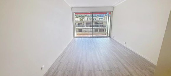 Apartamento de 2 dormitorios en Menton, France No. 299808 9