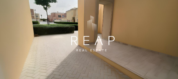 3 bedrooms Villa in Dubai Land, UAE No. 30894 5