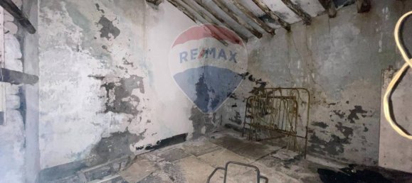 5 rooms House in Cogorno, Italy No. 30972 8